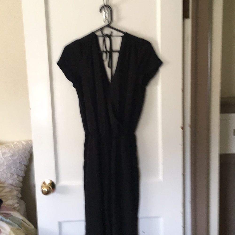 Daniel Rainn size Small Black Jumpsuit